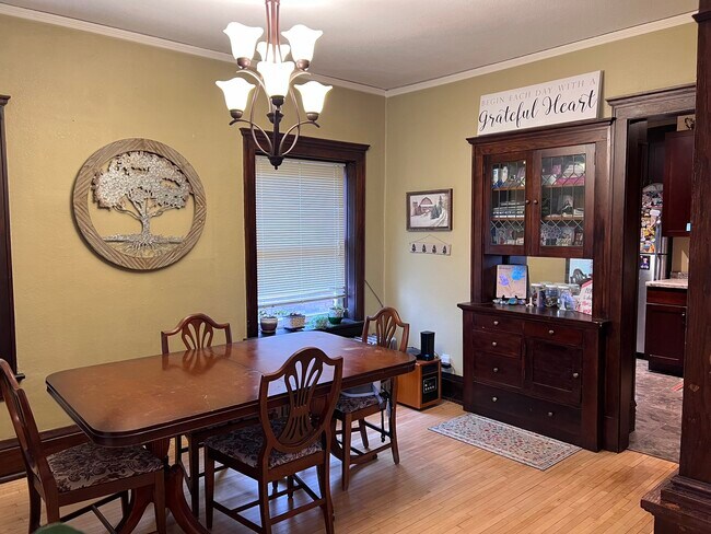 Foto del edificio - 612 N 18th St