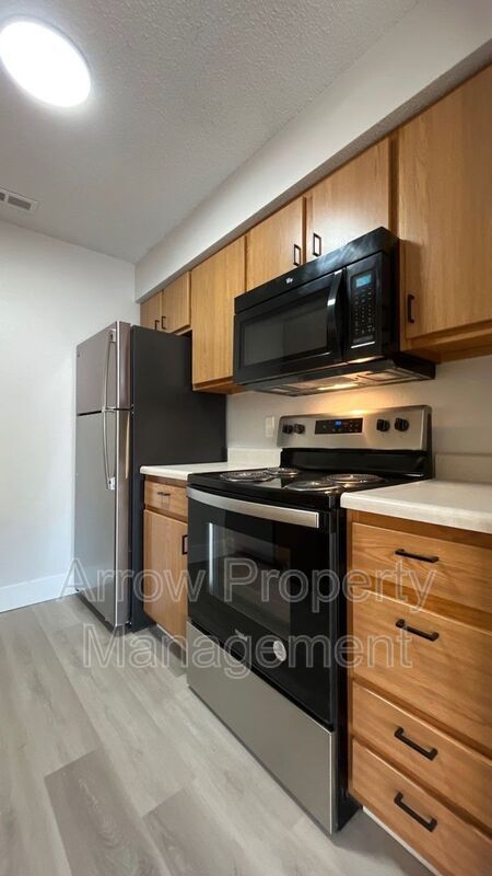 Foto del edificio - 2384 N 44th St