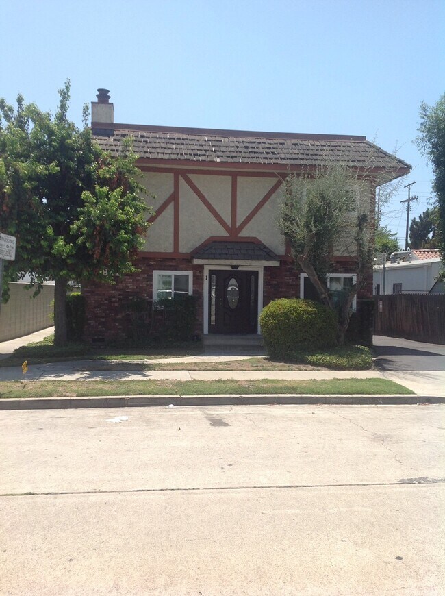 Foto del edificio - 10842 Landale St
