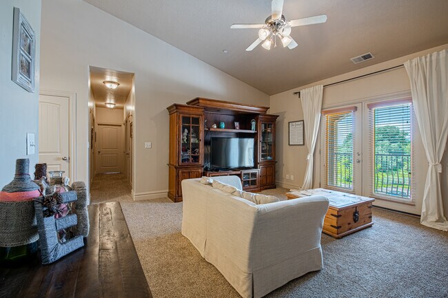 Foto del edificio - 358 S 550 W