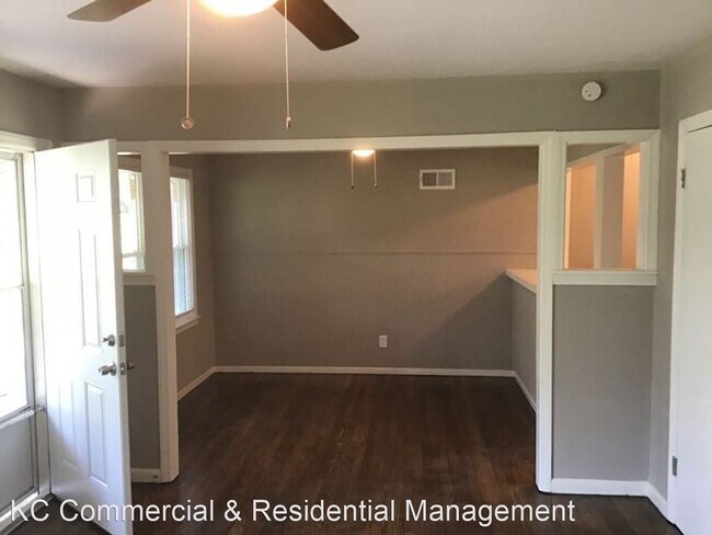 Foto del edificio - 3 br, 1 bath House - 10118 E 79th Street