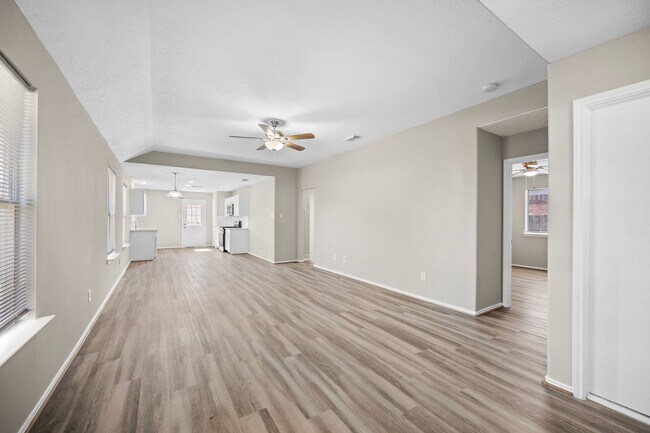 Building Photo - Discover the perfect blend of modern luxury and functional design in this impeccably remodeled ho...