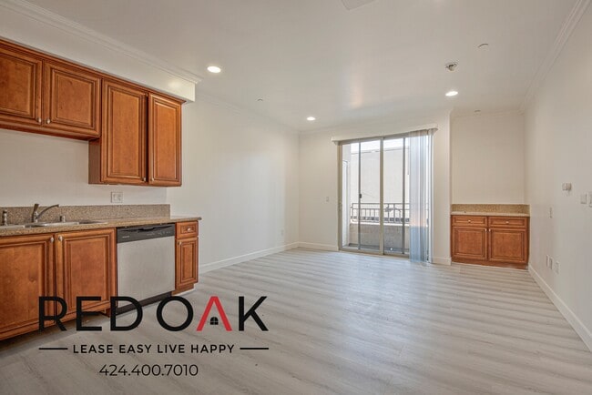 Foto del edificio - 8747 Sepulveda Blvd