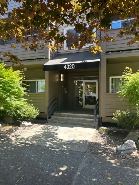 Foto del edificio - 4320 S Corbett Ave