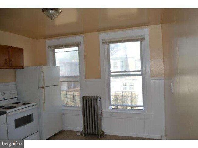 Building Photo - 4952 Hawthorne St