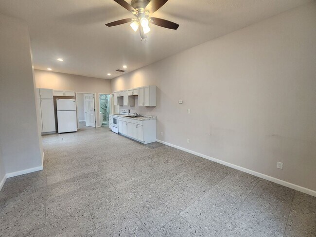 Foto del edificio - 458 N 9th St