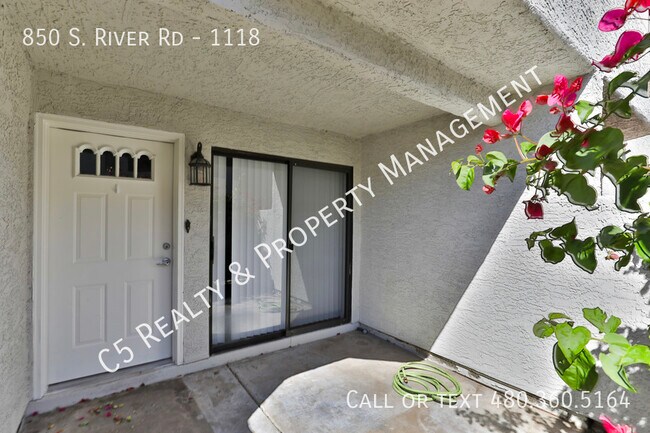 Foto del edificio - 850 S River Dr