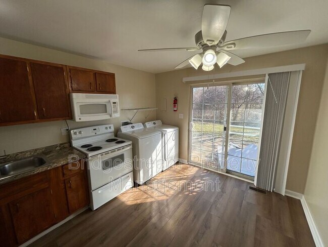 Foto del edificio - 5476 Broomall St