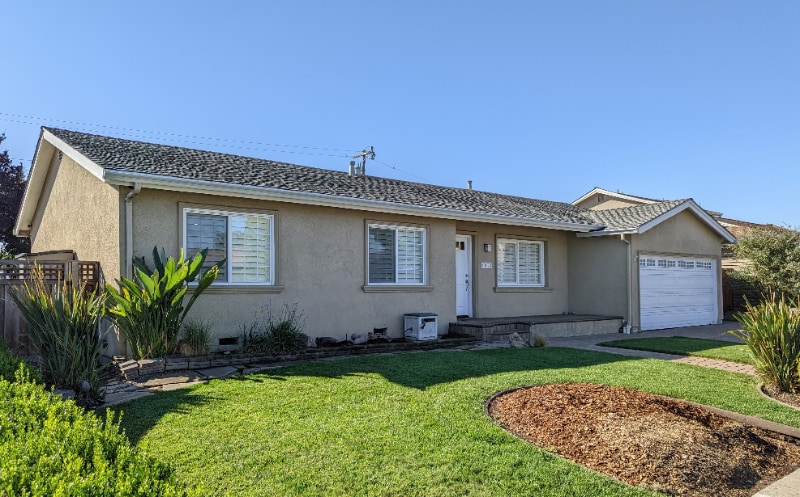Primary Photo - 7674 Millbrook Ave