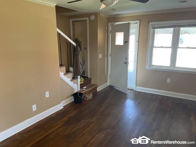 Foto del edificio - 4117 Crest Heights Rd