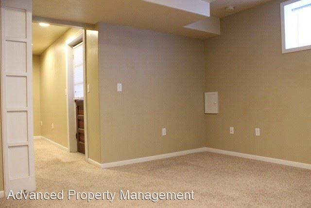 1 br, 1 bath House - 1319 Houston St. - 4
