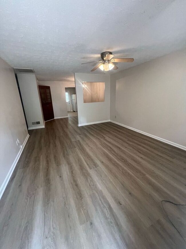 Photo - Beautiful 2 bedroom 2 bathroom ranch duplex Now Ready! House
