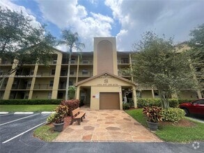 Building Photo - 1351 SW 125th Ave
