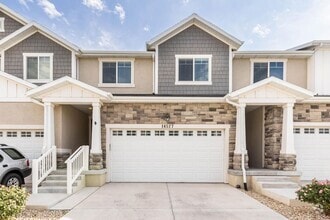Building Photo - 14527 S Quiet Shade Dr