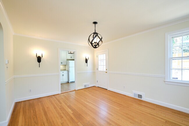 Building Photo - 1600 Foxhall Rd NW