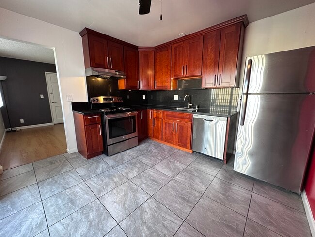 Building Photo - 3685 Cape Cod Ct