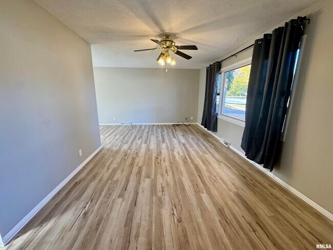 Foto del edificio - 2207 18th St