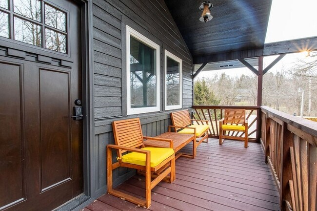 Foto del edificio - 7115 W 71st St