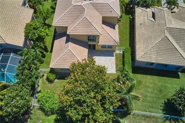 Building Photo - 6024 Santa Margarito Dr