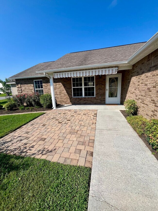 Building Photo - Quiet Neighborhood Charm with Everyday Con...