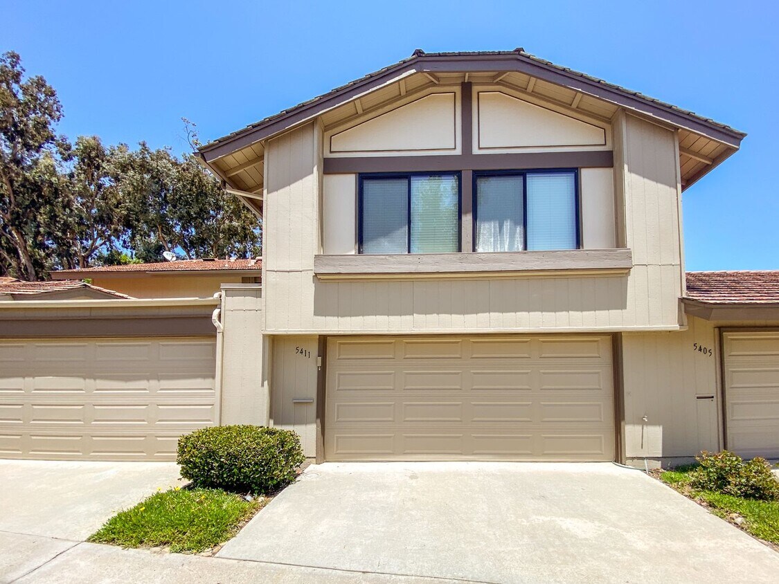 Primary Photo - Two-Story 3 Bed, 2.5 Bath with Large Bonus...
