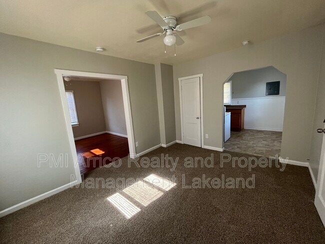 Foto del edificio - 207 W Belvedere St