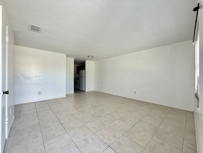 Building Photo - 6720 46th Ave W