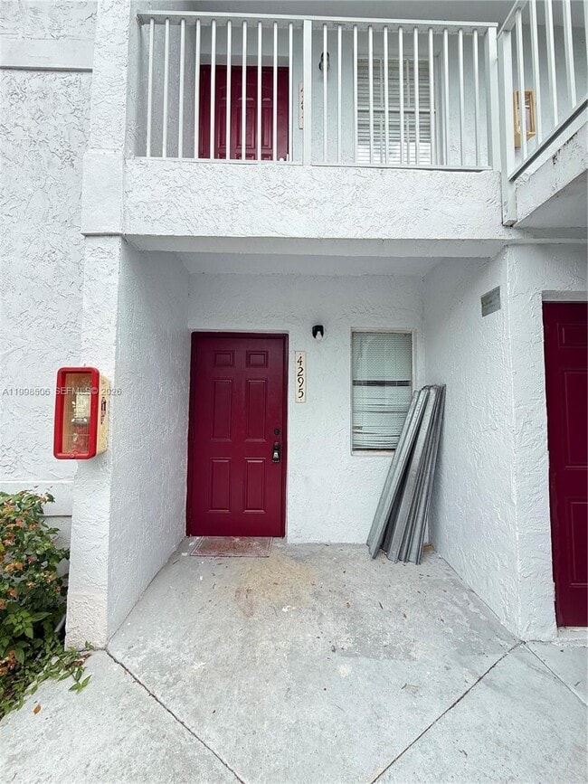 Building Photo - 4295 NW 114th Terrace