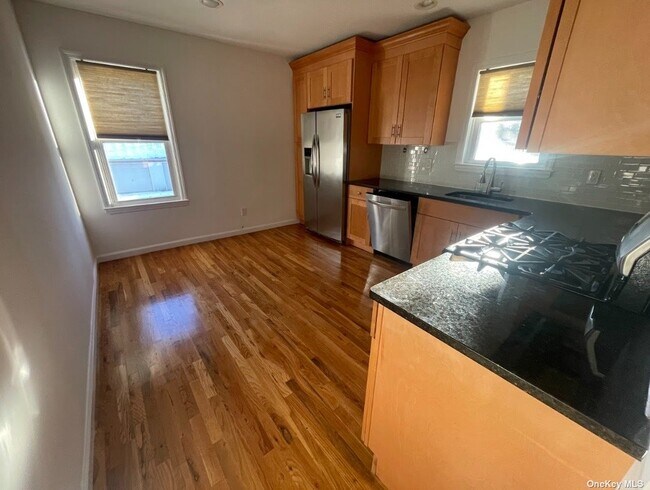 Foto del edificio - 52 Hillside Ave.