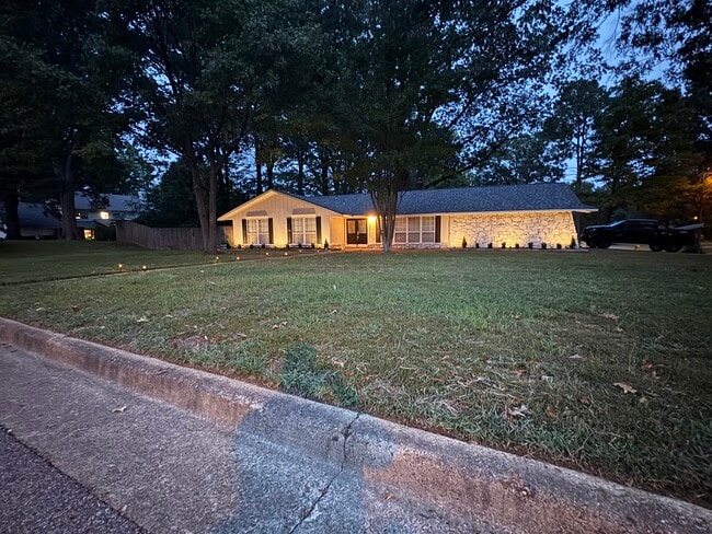 Photo - 1550 Cordova Rd House