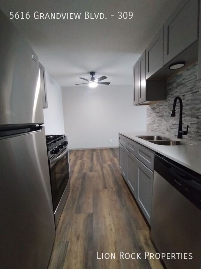 Foto del edificio - 5616 Grandview Blvd