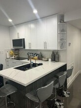 Building Photo - 5715 Cinnamon Dr