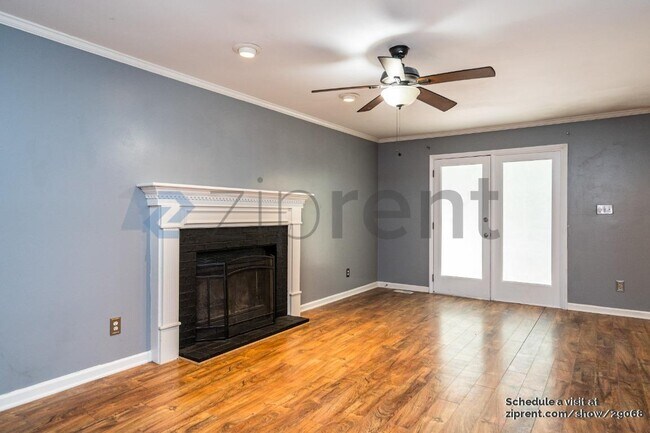 Foto del edificio - 3633 Meadow Creek Ln