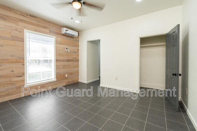 Foto del edificio - 169 S Belmont St