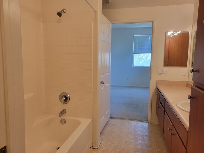 Building Photo - 44734 Adam Ln