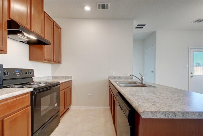 Foto del edificio - 2950 E Old Settlers Blvd