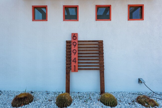 Building Photo - 69941 Sunny Ln