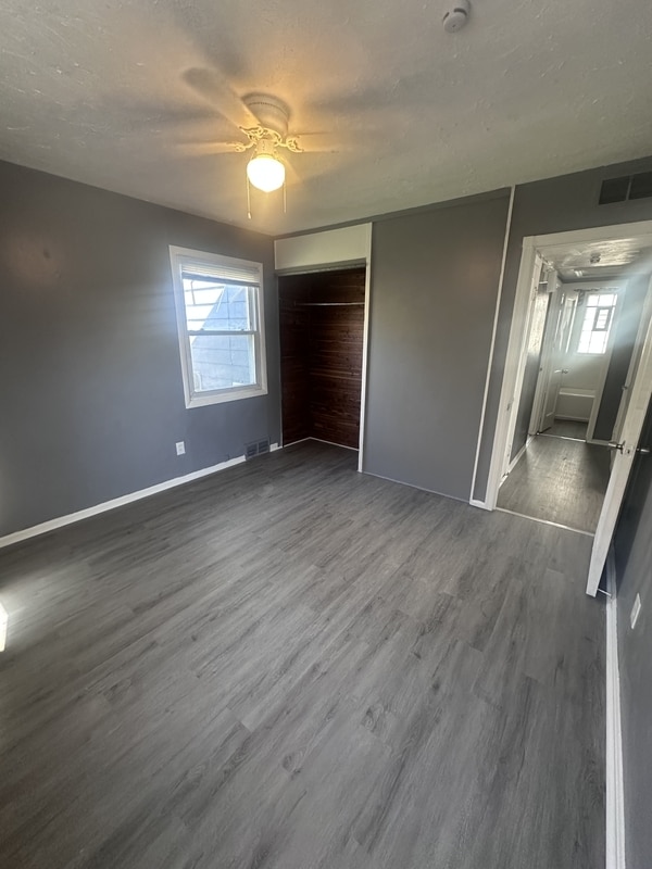 16313 Clearview Ave Cleveland, OH 44128 – photo 3