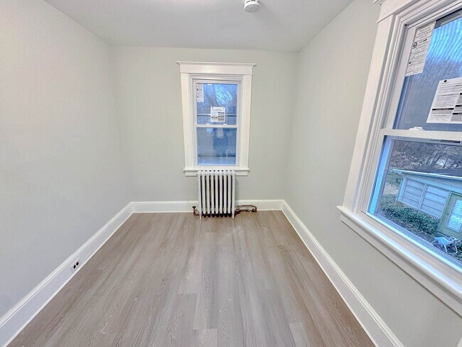 Foto del edificio - 420 W Chestnut Ave