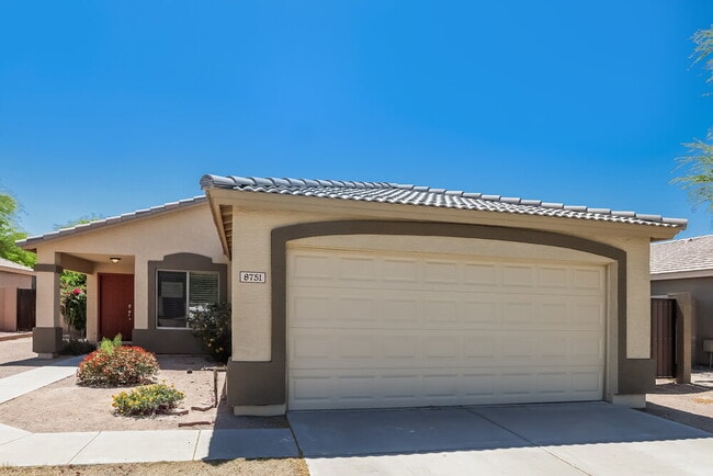 Building Photo - 8751 W Loma Ln