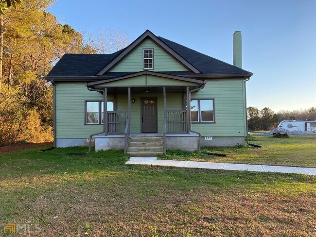 Building Photo - 1056 Sandy Creek Rd
