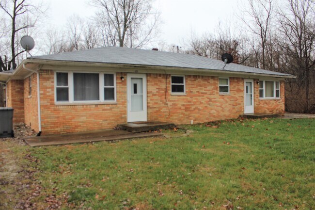 Building Photo - 129 W Pinewood Dr
