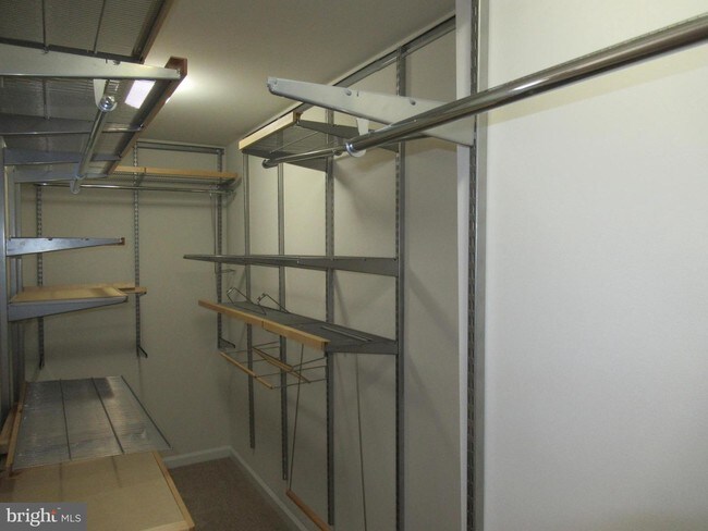 Foto del edificio - 6703 Lucas Point Loop