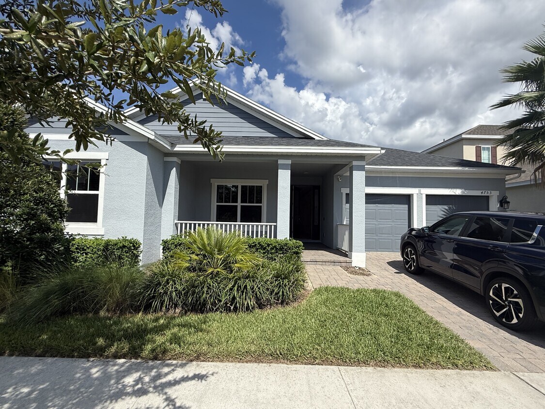 Foto principal - 4753 Ter Blf St