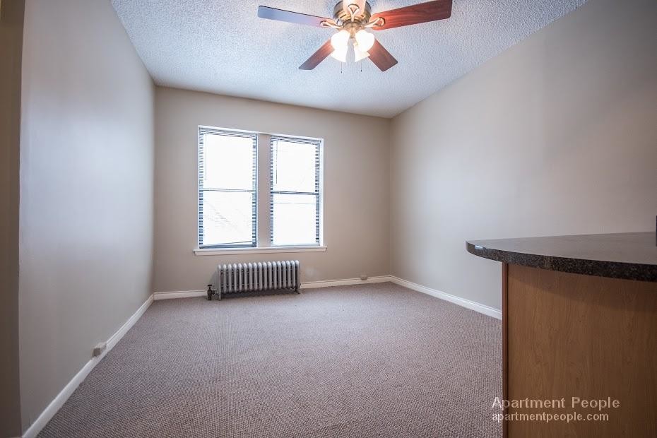 Foto principal - 537 W Deming Pl