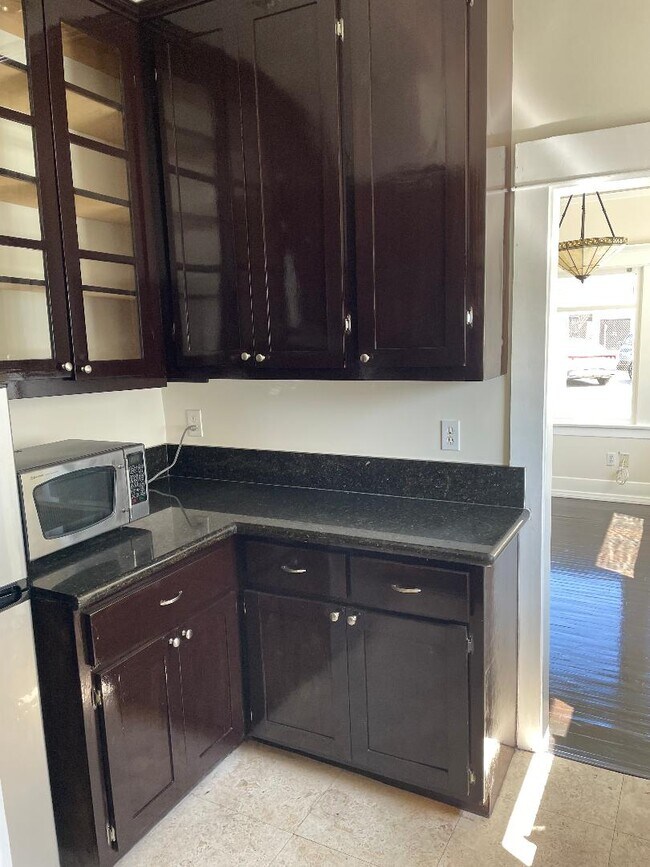 Kitchen - 1730 Wilcox Ave