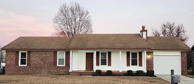 Building Photo - 7769 Adrian Dr