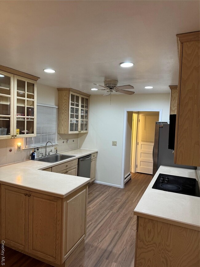 Building Photo - 23 Jerome Rd