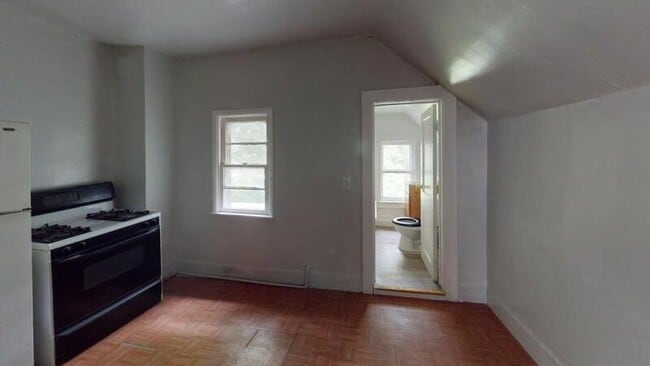 Building Photo - 70 3rd St
