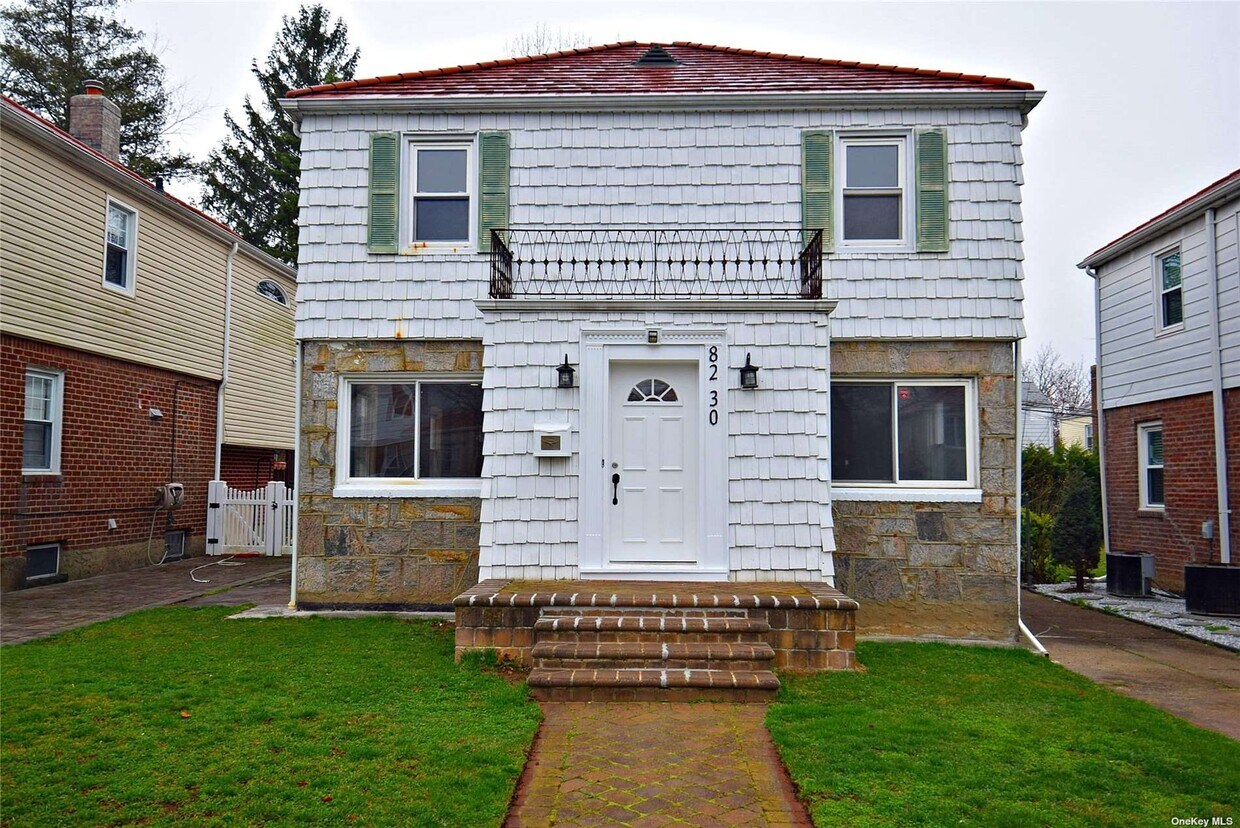8230 212th St, Queens, NY 11427 House Rental in Queens, NY